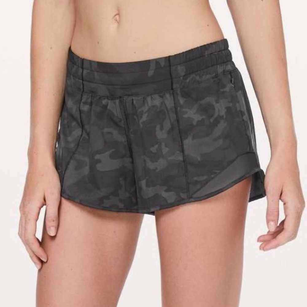 Lululemon Hotty Hot Short 2.5”- Black & Grey Camo